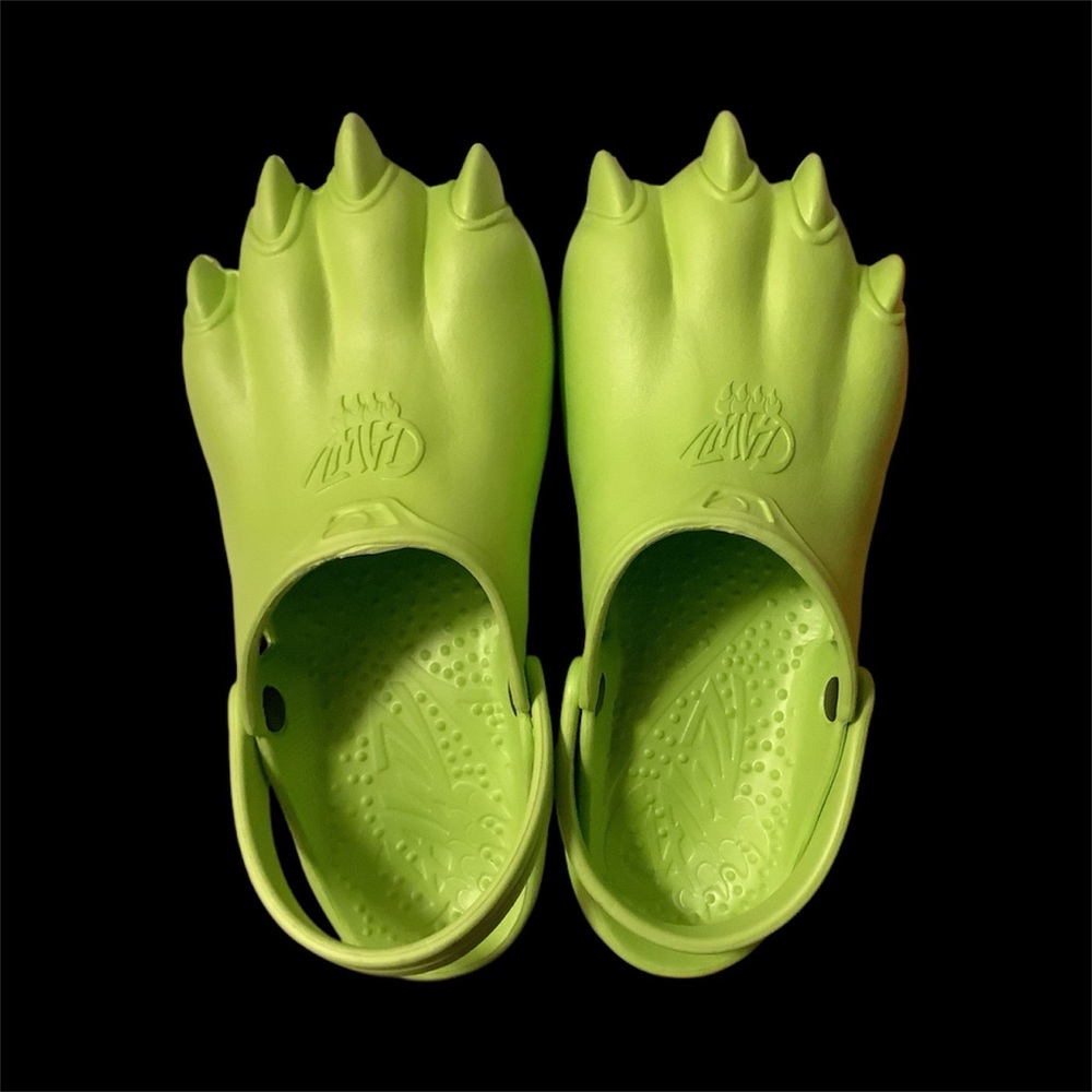Green Monster Clawz Unisex Sandals. WALK ON TE WILD SIDE! very comfy! NEW!